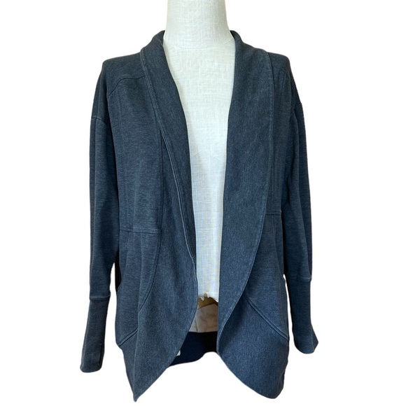 Eddie Bauer Small Gray Camp Fleece Wrap Cadigan Athleisure Casual Thumb Holes - Picture 1 of 9